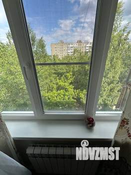 4-к квартира, вторичка, 58м2, 5/5 этаж