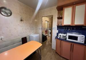 2-к квартира, вторичка, 52м2, 10/10 этаж