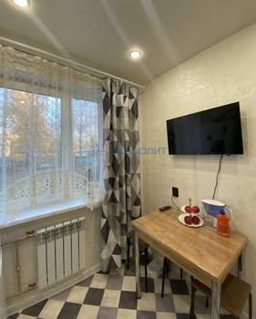 2-к квартира, вторичка, 39м2, 1/5 этаж