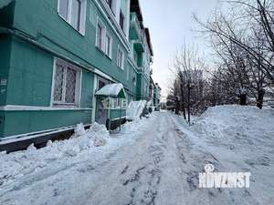 2-к квартира, вторичка, 52м2, 1/4 этаж