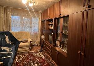 2-к квартира, вторичка, 43м2, 1/5 этаж