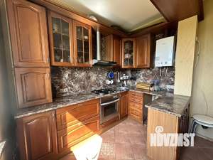 3-к квартира, вторичка, 86м2, 2/4 этаж