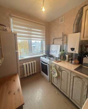 4-к квартира, вторичка, 58м2, 5/5 этаж