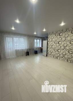 2-к квартира, вторичка, 40м2, 5/5 этаж