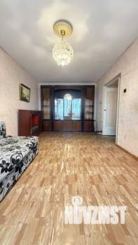 2-к квартира, вторичка, 42м2, 5/5 этаж