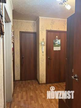 4-к квартира, вторичка, 61м2, 5/5 этаж