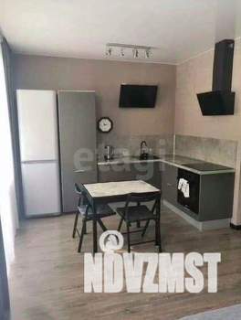 Студия квартира, вторичка, 38м2, 1/4 этаж