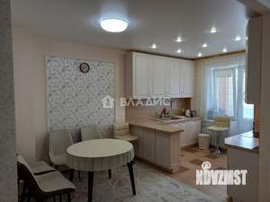 2-к квартира, вторичка, 62м2, 1/4 этаж