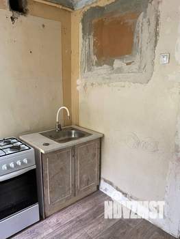 2-к квартира, вторичка, 44м2, 1/4 этаж