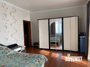 3-к квартира, вторичка, 87м2, 4/4 этаж