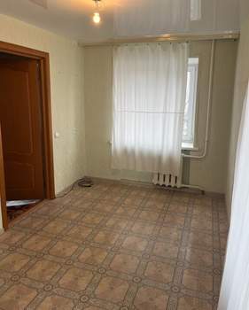 2-к квартира, вторичка, 42м2, 3/5 этаж