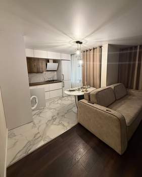 4-к квартира, вторичка, 76м2, 1/9 этаж