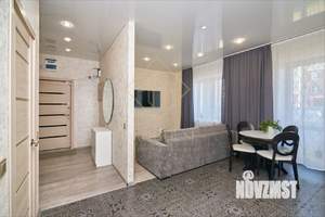 2-к квартира, вторичка, 68м2, 1/4 этаж