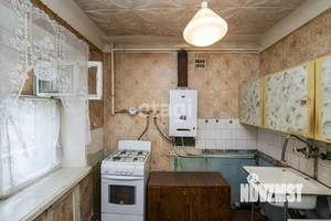 2-к квартира, вторичка, 42м2, 1/5 этаж