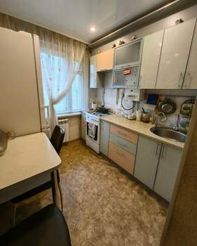 3-к квартира, вторичка, 50м2, 1/5 этаж