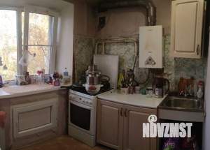 2-к квартира, вторичка, 40м2, 5/5 этаж