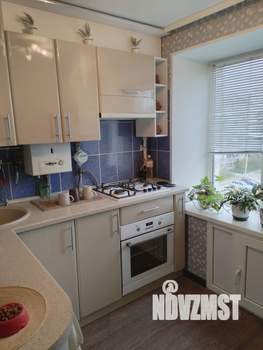 4-к квартира, вторичка, 63м2, 4/5 этаж