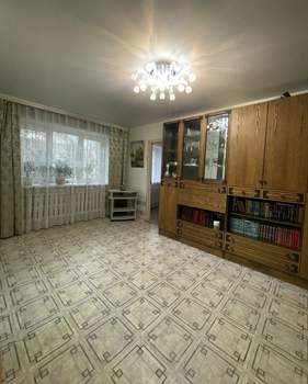 3-к квартира, вторичка, 56м2, 1/5 этаж