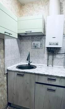 4-к квартира, вторичка, 58м2, 5/5 этаж
