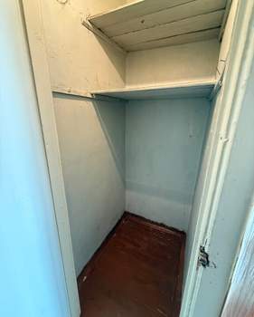 3-к квартира, вторичка, 57м2, 3/5 этаж