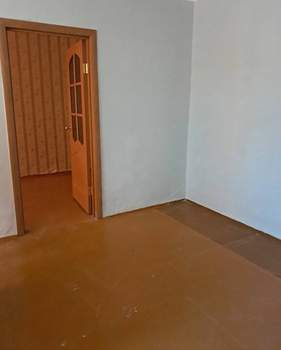 2-к квартира, вторичка, 42м2, 1/3 этаж