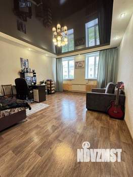 2-к квартира, вторичка, 58м2, 3/3 этаж