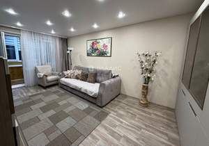 2-к квартира, вторичка, 49м2, 8/9 этаж