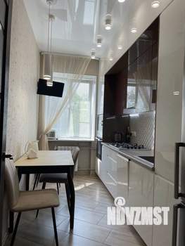 2-к квартира, вторичка, 54м2, 4/4 этаж