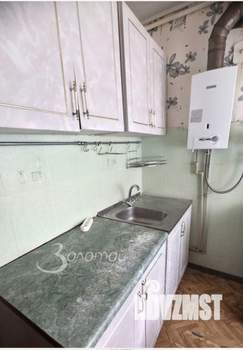 2-к квартира, вторичка, 35м2, 1/4 этаж