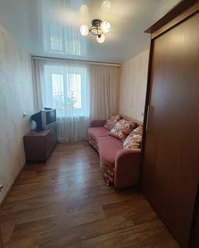 3-к квартира, вторичка, 58м2, 9/9 этаж