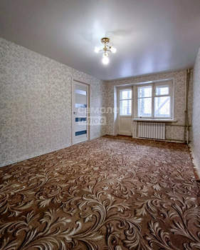 2-к квартира, вторичка, 44м2, 3/5 этаж