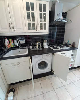 3-к квартира, вторичка, 68м2, 8/10 этаж