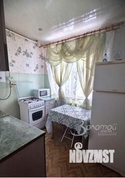 2-к квартира, вторичка, 35м2, 1/4 этаж