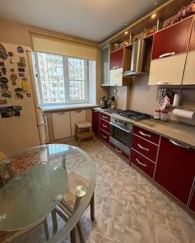 3-к квартира, вторичка, 63м2, 3/9 этаж