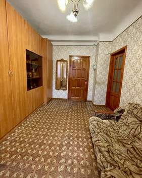 3-к квартира, вторичка, 50м2, 1/3 этаж